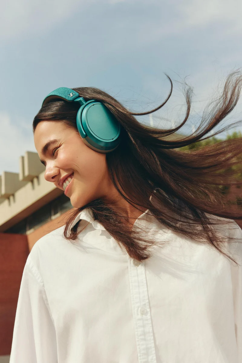 MOMENTUM 4 Wireless Refurbished