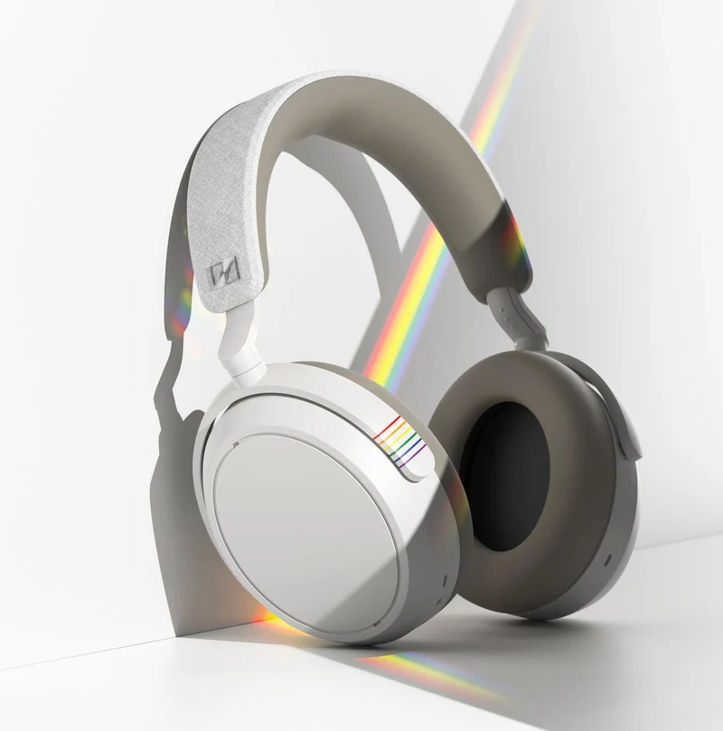 MOMENTUM 4 Wireless Pride Edition (Student)