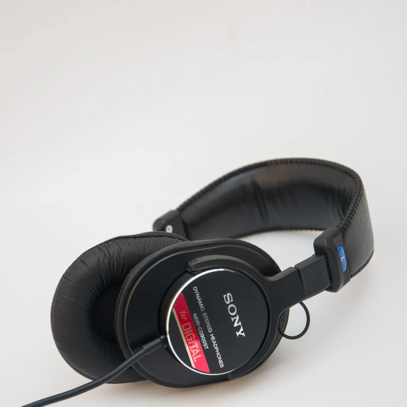 SONY MDR-CD900ST Studio Monitor Stereo Headphones CD900ST
