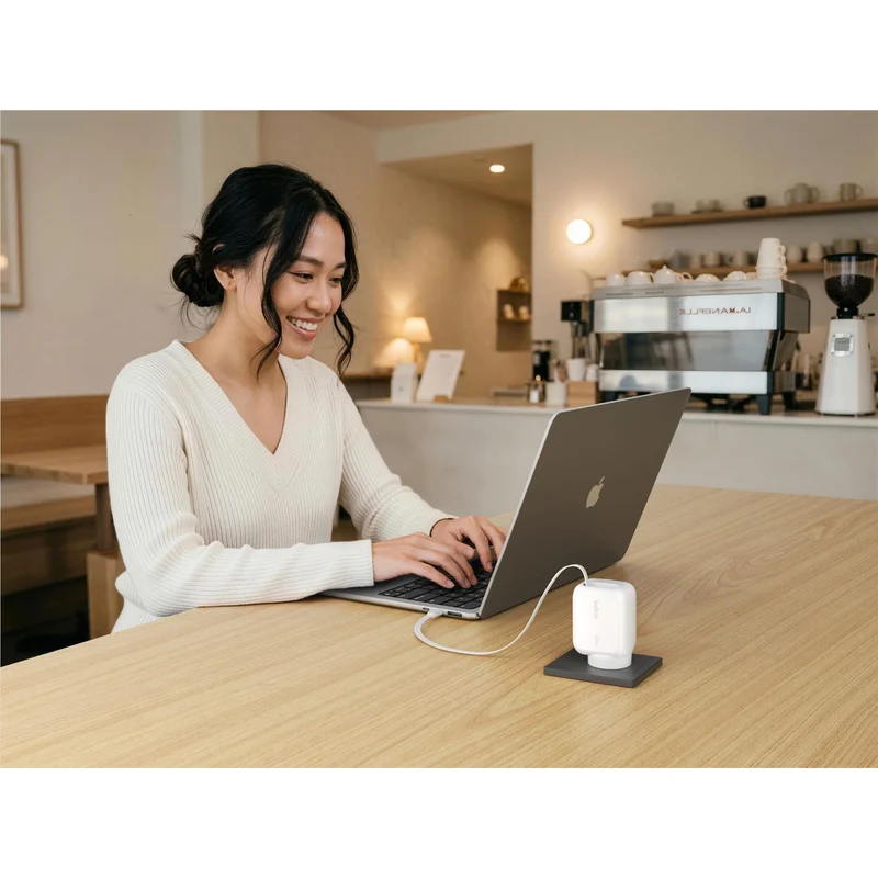 Belkin UltraCharge Retractable GaN Wall Charger 45W