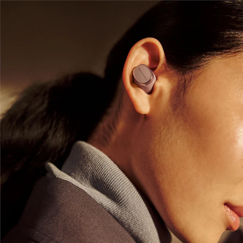 Bowers & Wilkins PI8 True Wireless Earbuds (Pale Mauve)
