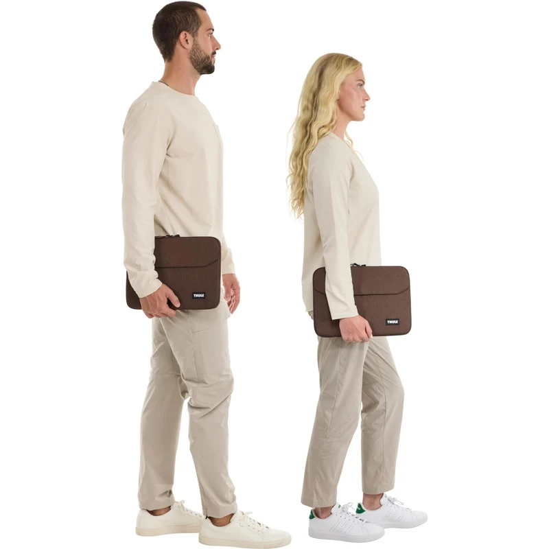 Thule Lithos Sleeve for MacBook Pro 14" (Nuanced Brown)