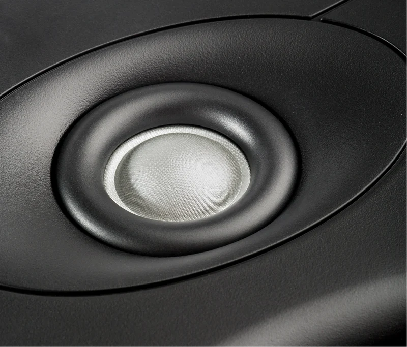 Polk Audio V85 Vanishing In-Wall Speaker with 8" Driver White