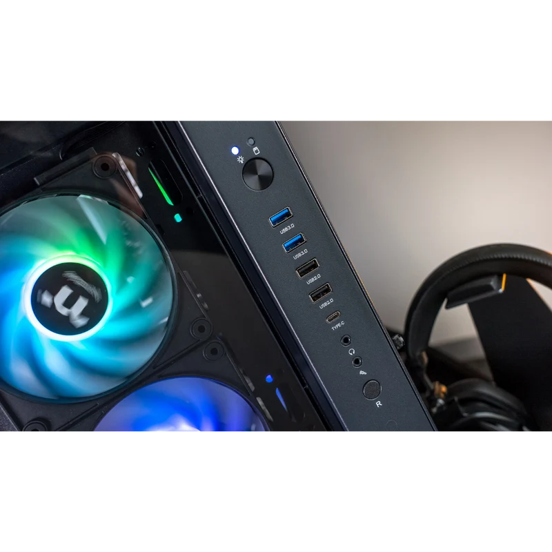 Thermaltake Core Xtreme V2 Gaming Desktop PC ( AMD 9800X3D / RTX 5080 / 64GB RAM)