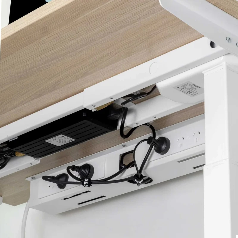 Desky Mini Cable and Power Tray 8-Plug (White)