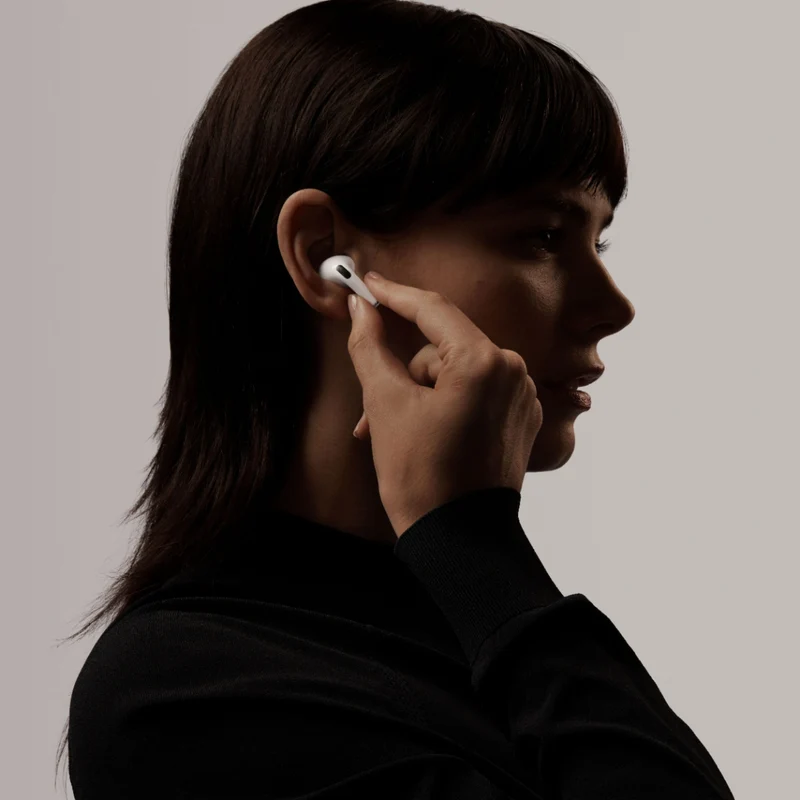 Apple AirPods Pro with Wireless Charging (1st Gen) with Cable Ties + Charger