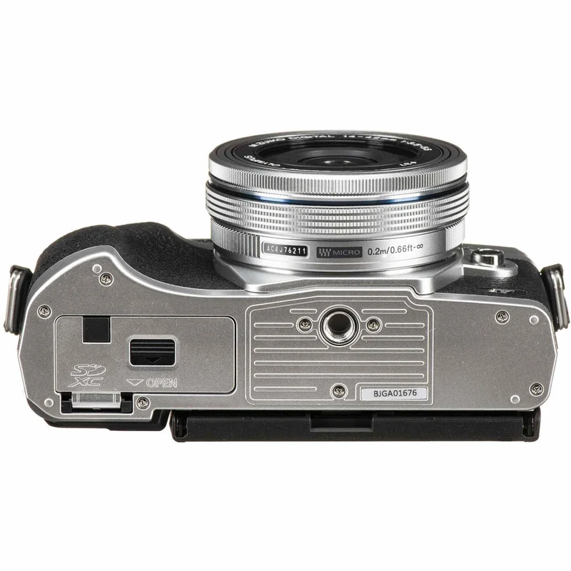 OM SYSTEM OM-D E-M10 Mark IV Mirrorless Digital Camera Silver 14-42mm EZ Lens(Bundle)