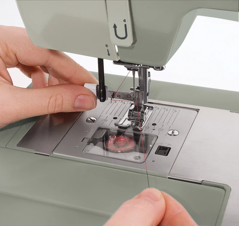 SINGER Heavy Duty 4452 Sewing Machine