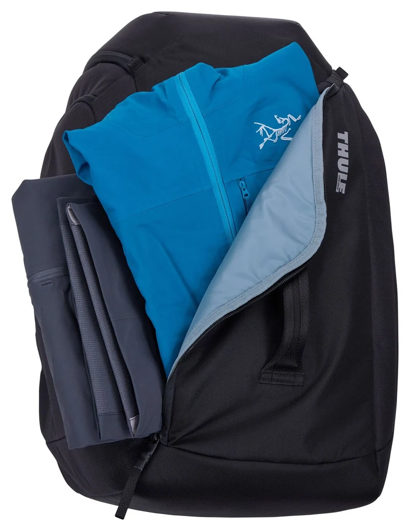 THULE RoundTrip Boot Backpack 60L Ski Snowboard Goggles Helmet Gear Bag in Black