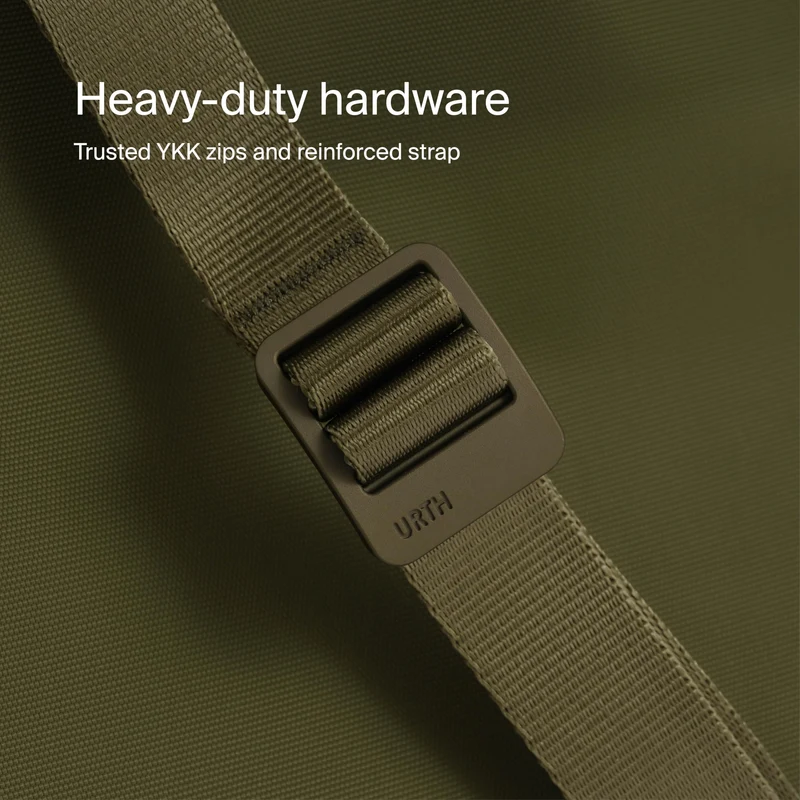 Urth Dolomite 7L Crossbody Camera Sling Bag (Green)