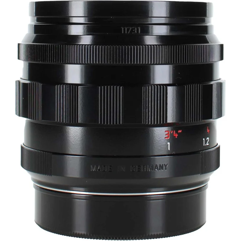 Leica Noctilux-M 50mm f/1.2 ASPH. Lens (Glossy Black)