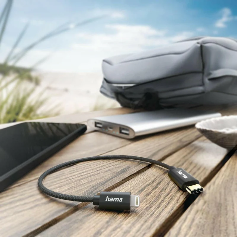 Hama USB 2.0 Ladekabel Lightning auf USB-C® 0,2m schwarz