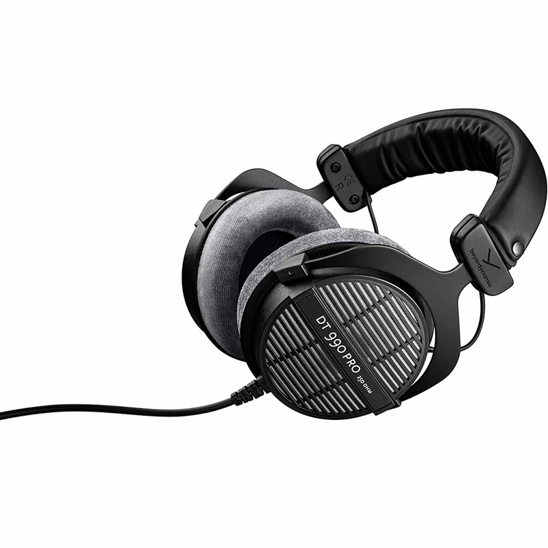 beyerdynamic DT 990 PRO Over-Ear Studio Headphones in black. Open construction, wired - Reconditioned