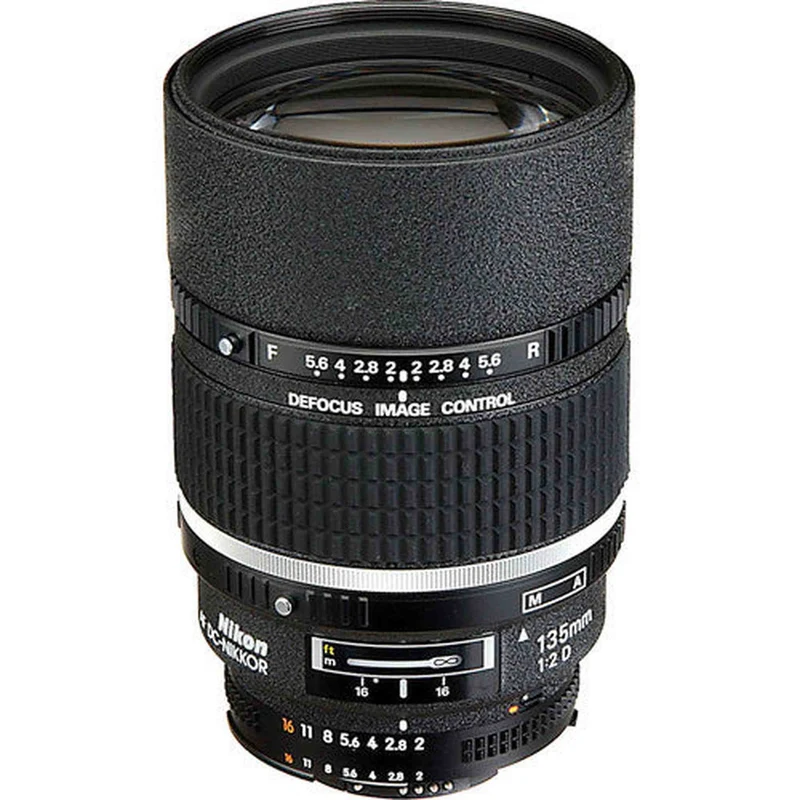 Nikon 135mm f/2 AF-D DC Nikkor Lens **NO BOX**