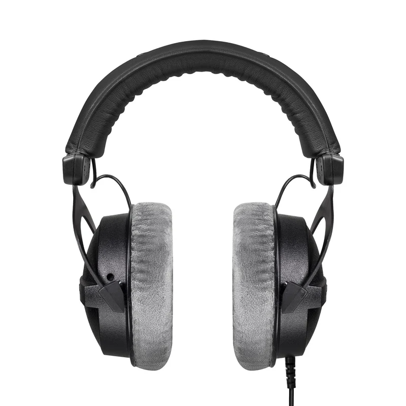 beyerdynamic DT 770 PRO, Wired Headphones, 3m Coiled Cable, Black with Gray Ear Pads