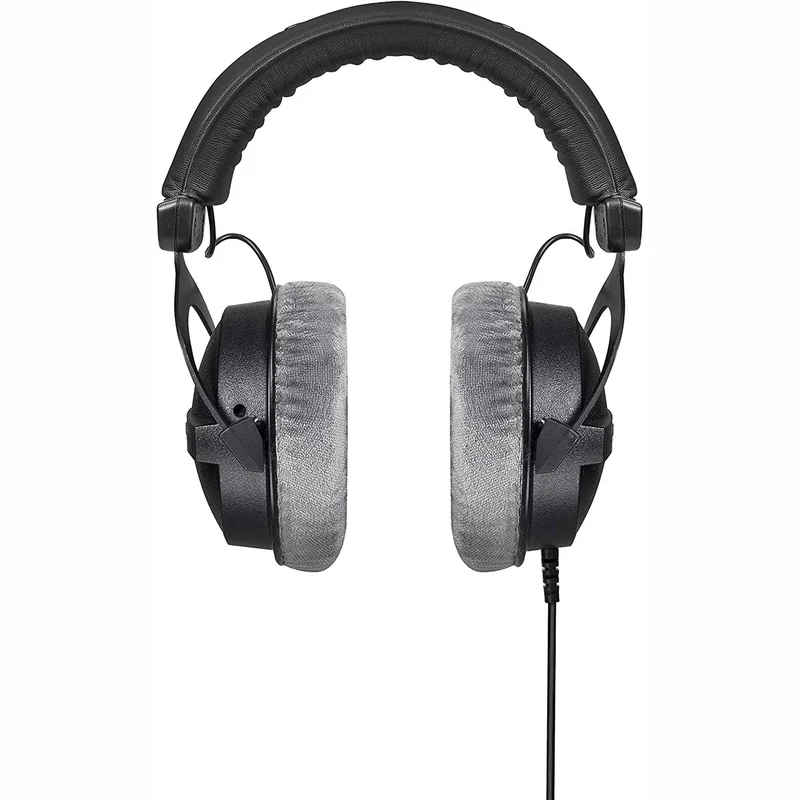 Beyerdynamic DT 770 Pro Headphones Bundle w/ Splitter