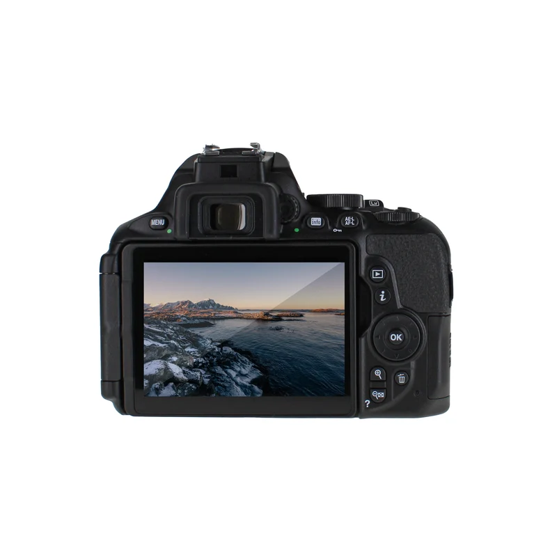 Nikon D5600 DSLR Camera + 18-55mm & 18-200mm Lens 64GB Bundle