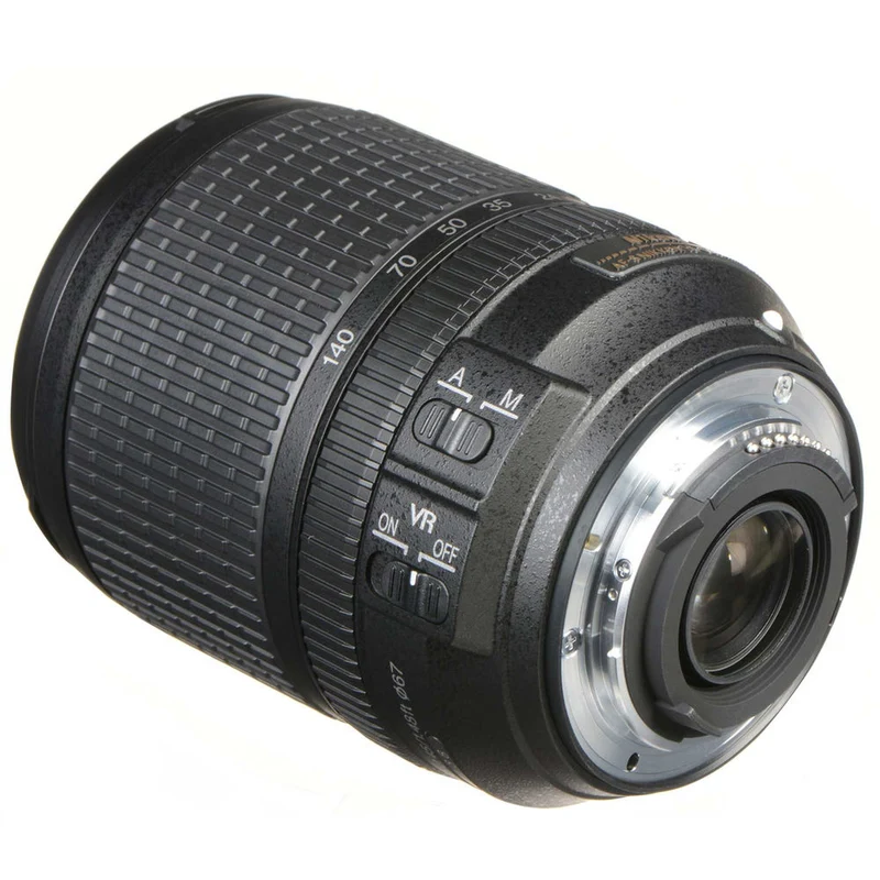 Nikon AF-S DX 18-140mm f/3.5-5.6G ED VR Lens (2213) Intl Model Bundle