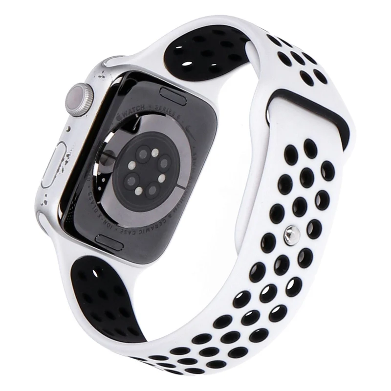 Apple Watch Series 6 Nike GPS 44mm Silber Aluminiumgehäuse mit Sportarmband Platinum/Schwarz