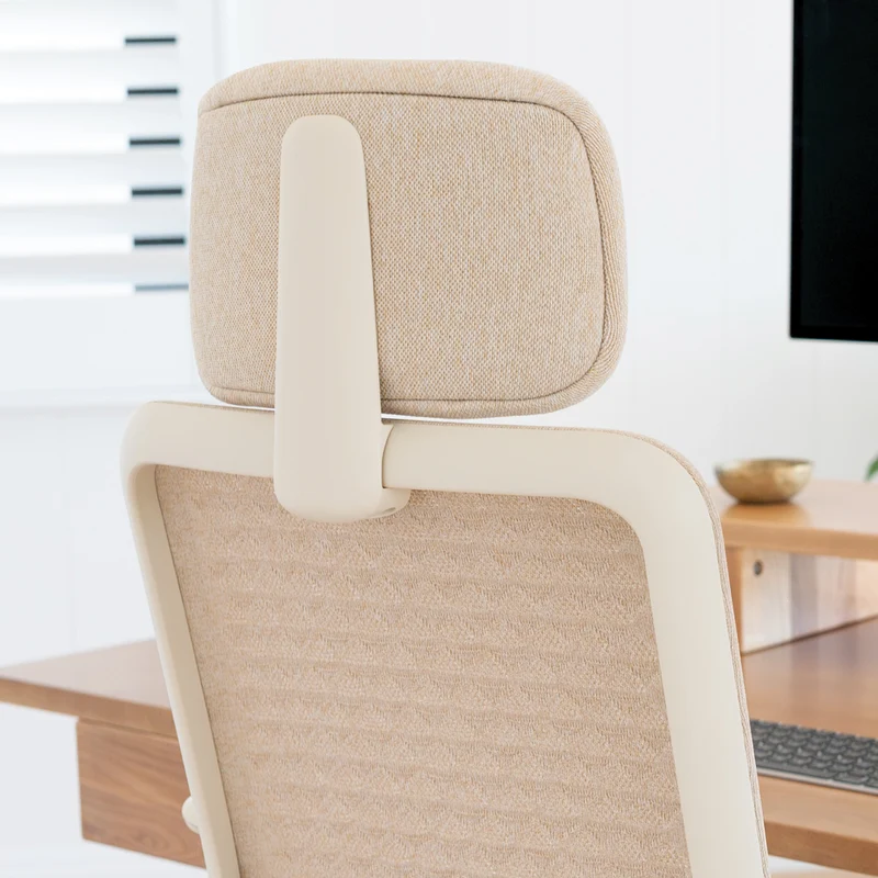 Desky Pro Ergonomic Mesh Chair with Headrest Pink