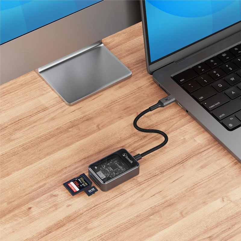 Bonelk Vision Long-Life USB-C to MicroSD/SD Adapter (SG/Clear)